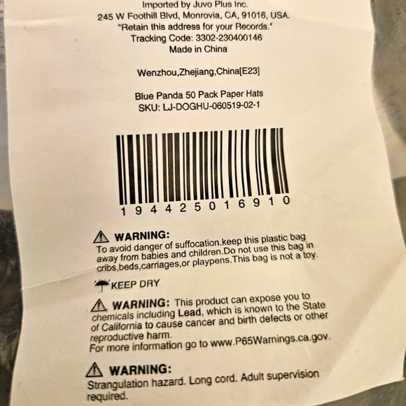 BluePanda 50 Pack Birthday Party Cone Hats, Bulk Set in 5 Metallic Colors - Picture 7 of 7